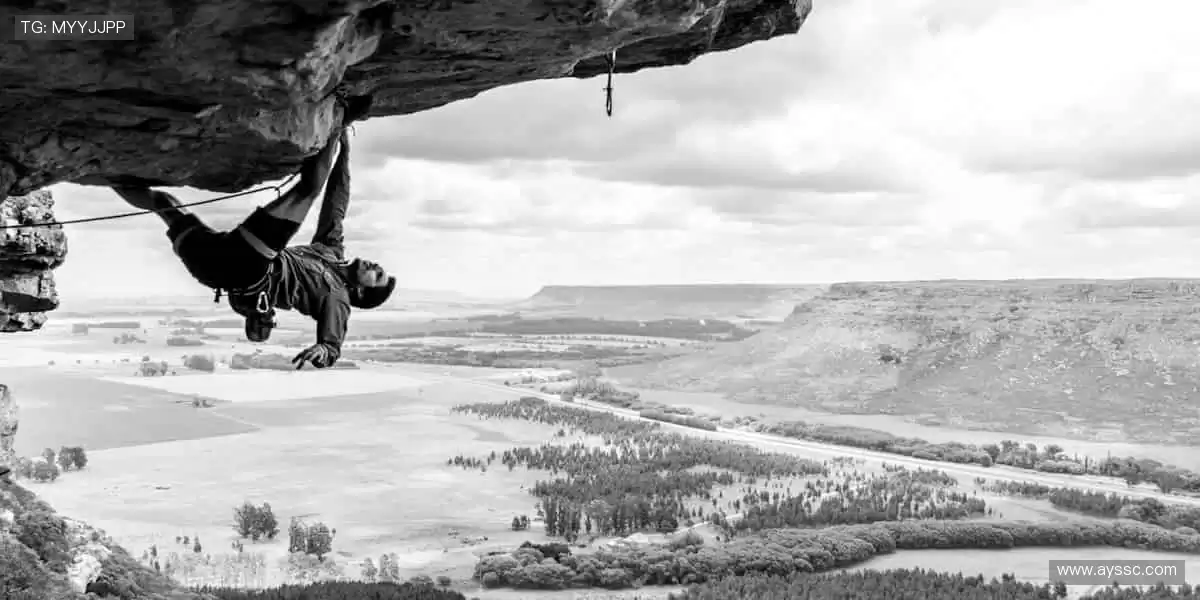 🏆 冠军同款，把荣耀穿在身上！